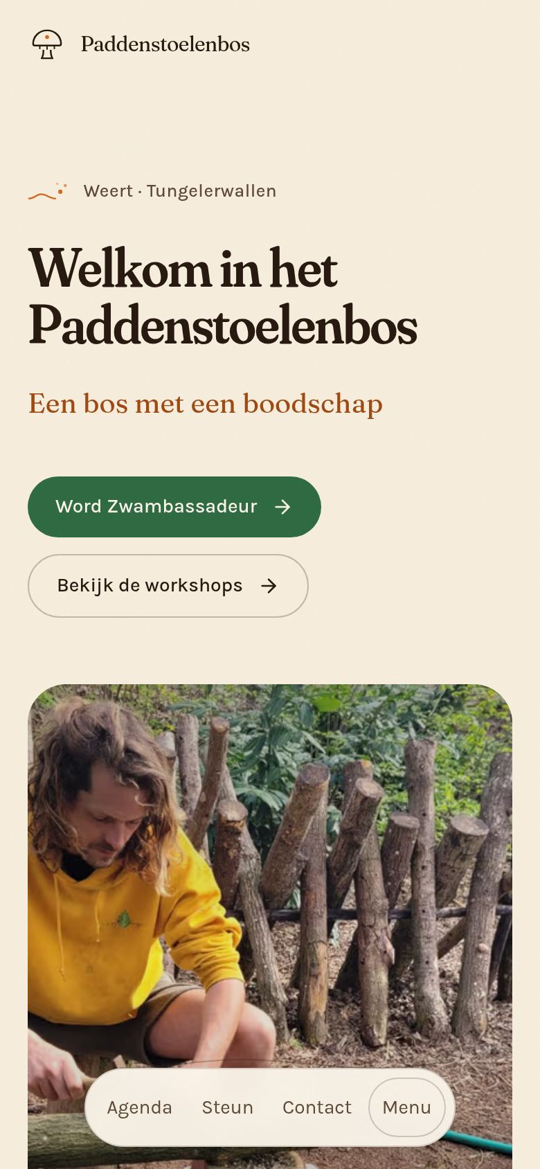 The home page on a phone, with a floating dock at the bottom: Agenda, Steun, Contact and Menu.